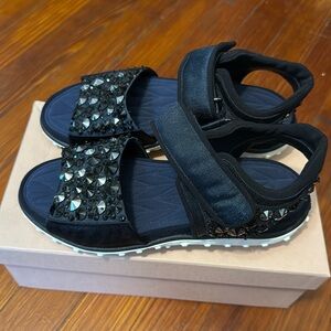 New in box Miu Miu Crystal sandals size 38.5 black and navy trim